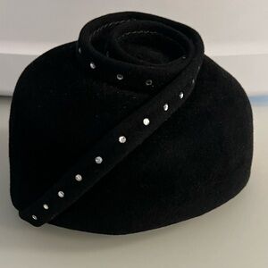 Miss Schiaparelli black felt wool hat. Vintage, in excellent condition.
